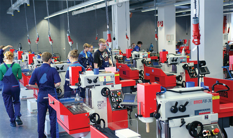  Capacitación CNC industrial en BMW Group, capacitación CNC EMCO